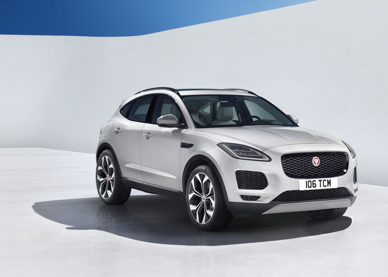 Illustration for article titled 2017 Jaguar E-Pace: Jag Made It Do A Barrel-Roll To Make It Interesting